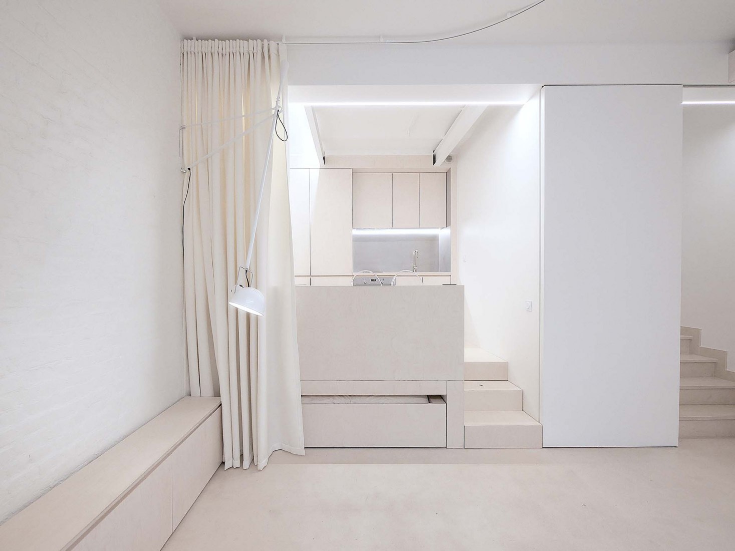 PAR-VIII, the alcove of monceau by Studio PHAAR. Photograph by tonescluster.
