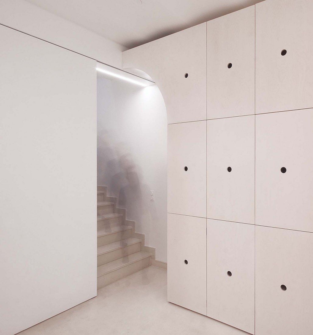 PAR-VIII, the alcove of monceau by Studio PHAAR. Photograph by tonescluster.