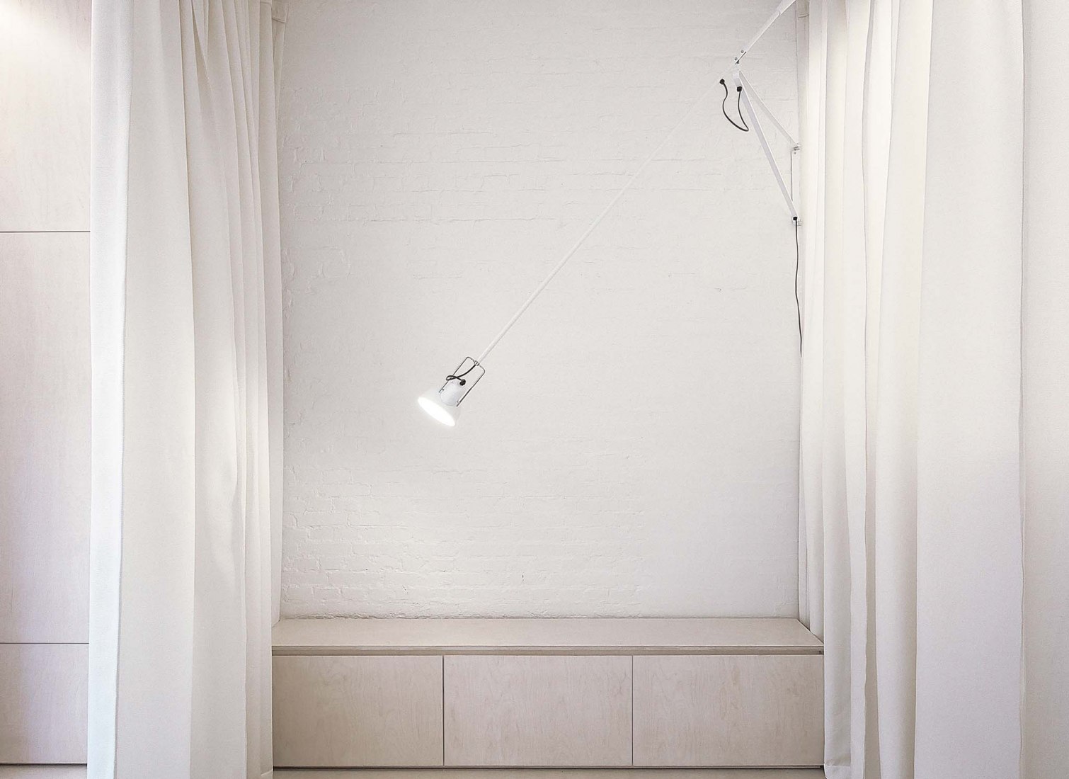 PAR-VIII, the alcove of monceau by Studio PHAAR. Photograph by tonescluster.