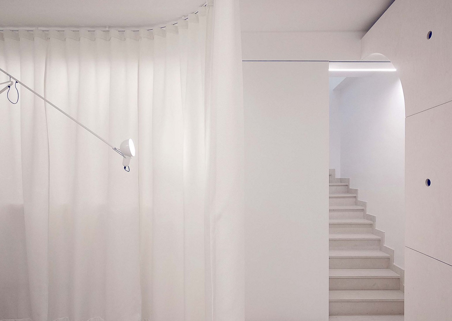 PAR-VIII, the alcove of monceau by Studio PHAAR. Photograph by tonescluster.