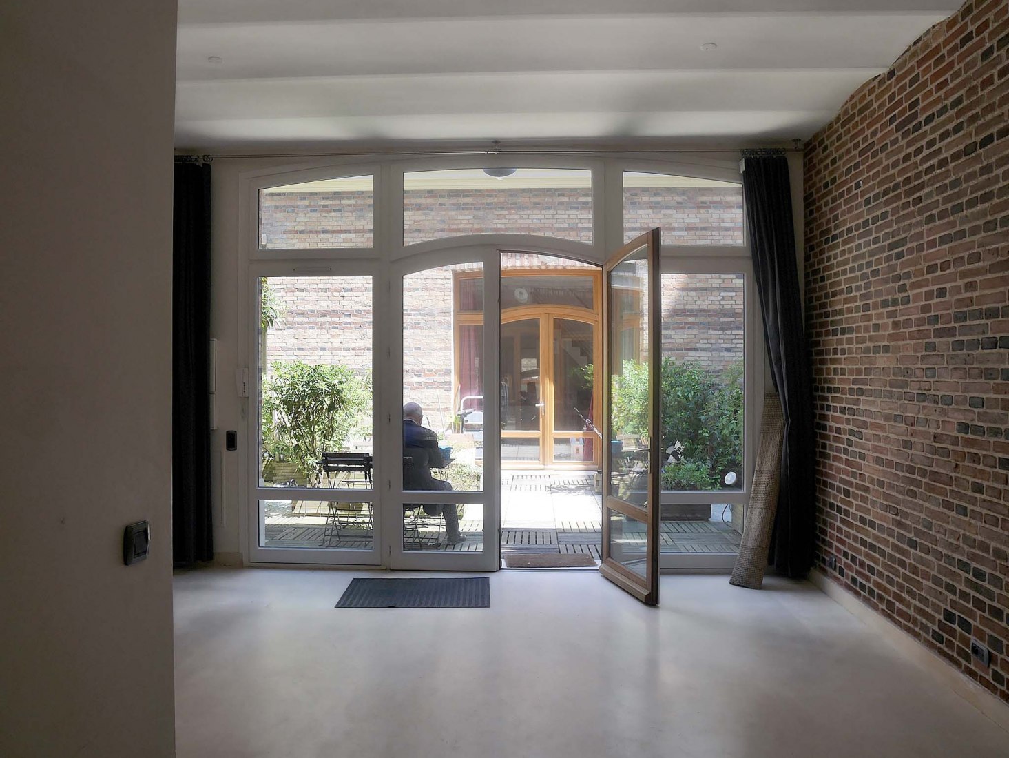 Previous state. PAR-VIII, the alcove of monceau by Studio Phaar.