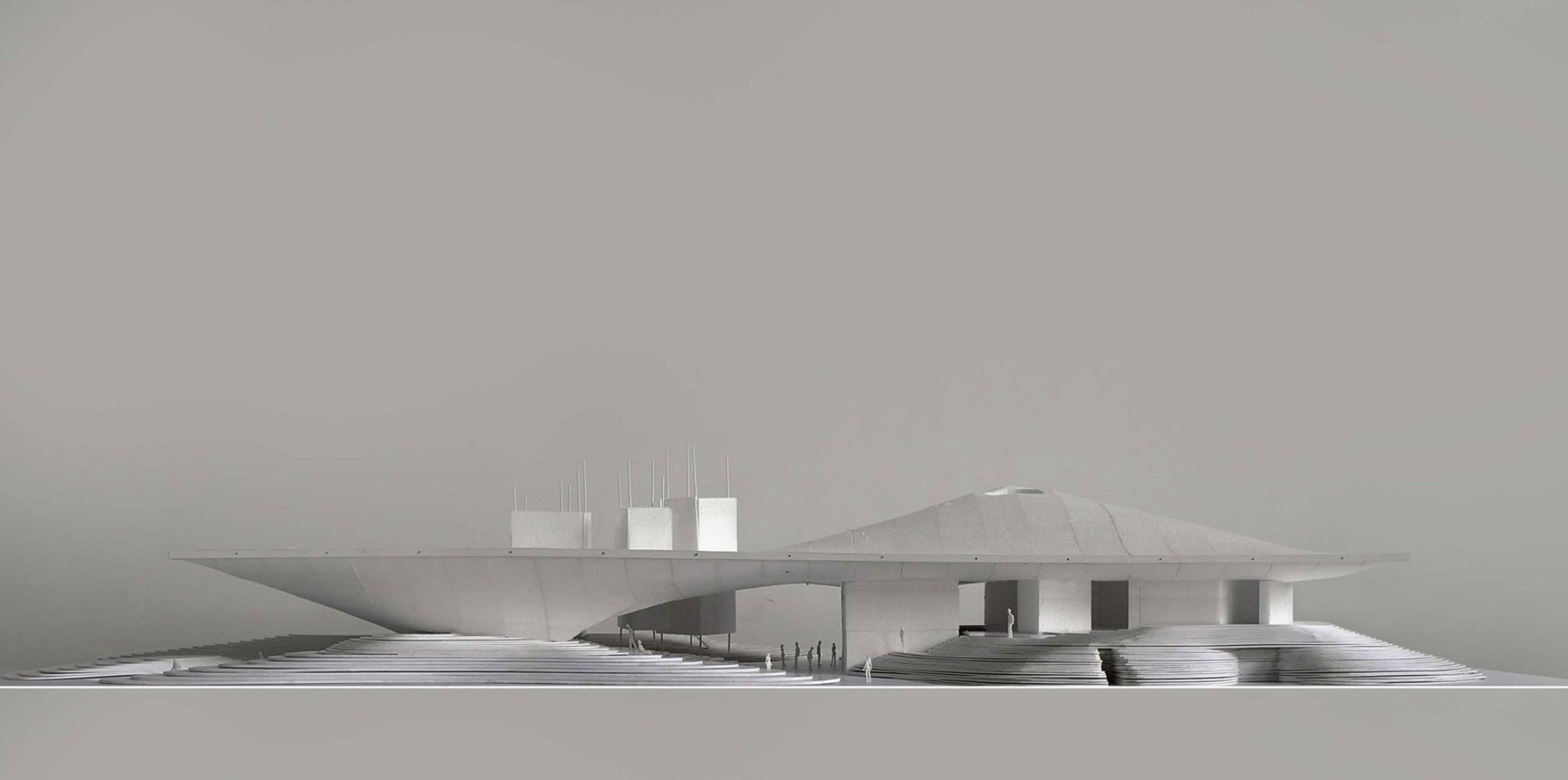 Maqueta. Centro de Artes Escénicas de Yangliping por Studio Zhu Pei.