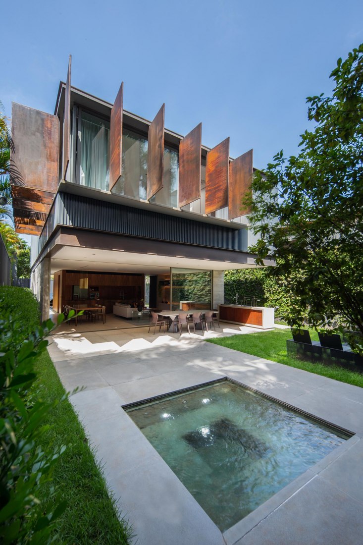 Casa Bento por FCstudio. Fotografía por André Mortatti.