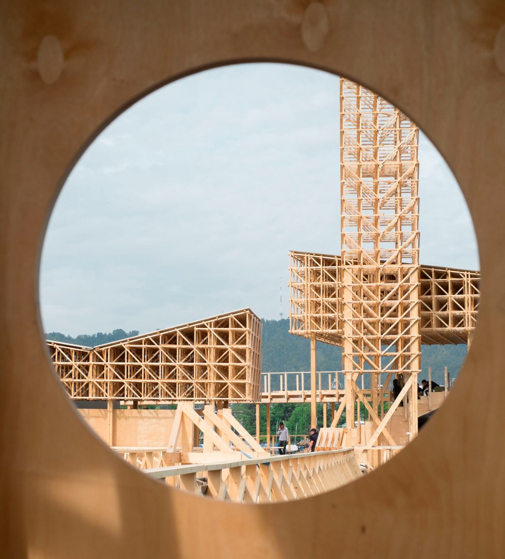Vista del Pabellón de Reflejos para Manifesta 11 por Studio Tom Emerson. Fotografía © Studio Tom Emerson.