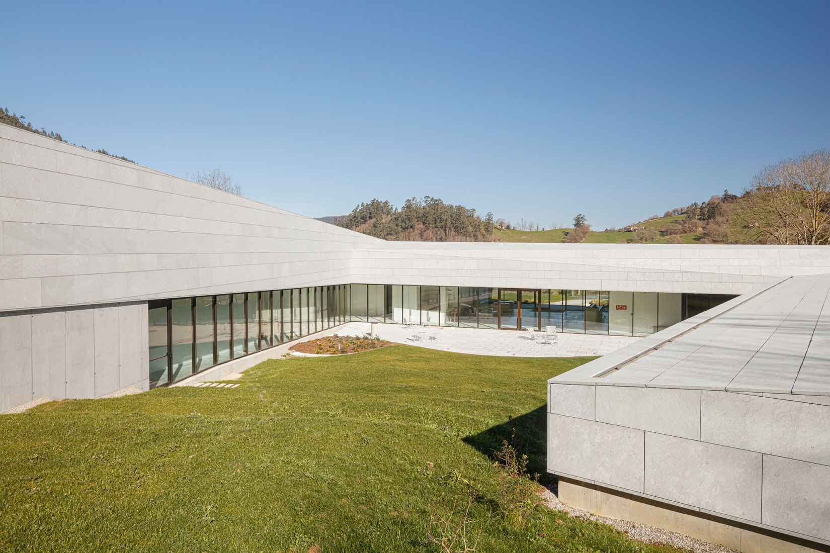 Rock Art Center of Cantabria by Sukunfuku studio. Photography by Adrià Goula.