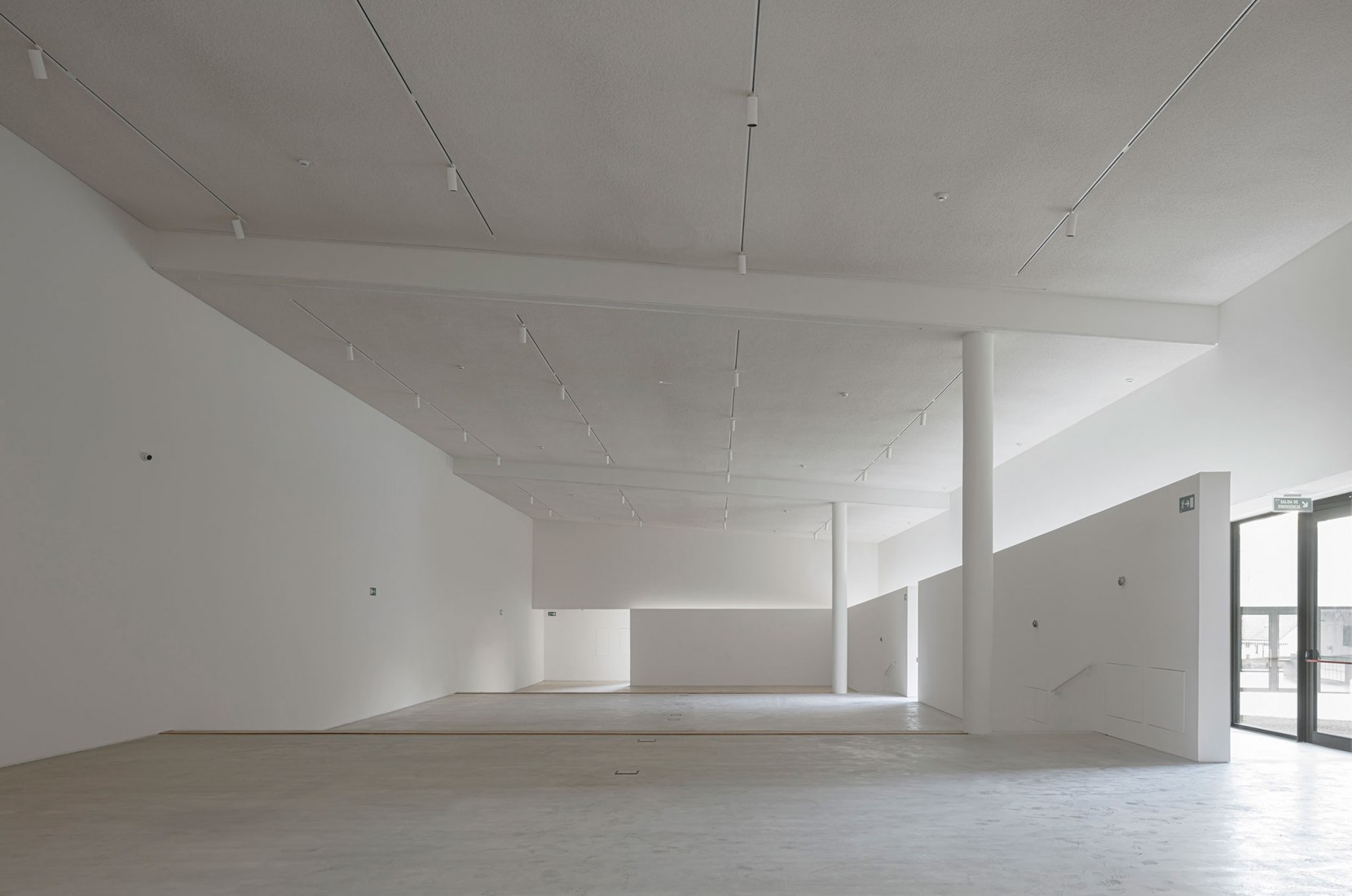 Rock Art Center of Cantabria by Sukunfuku studio. Photography by Adrià Goula.