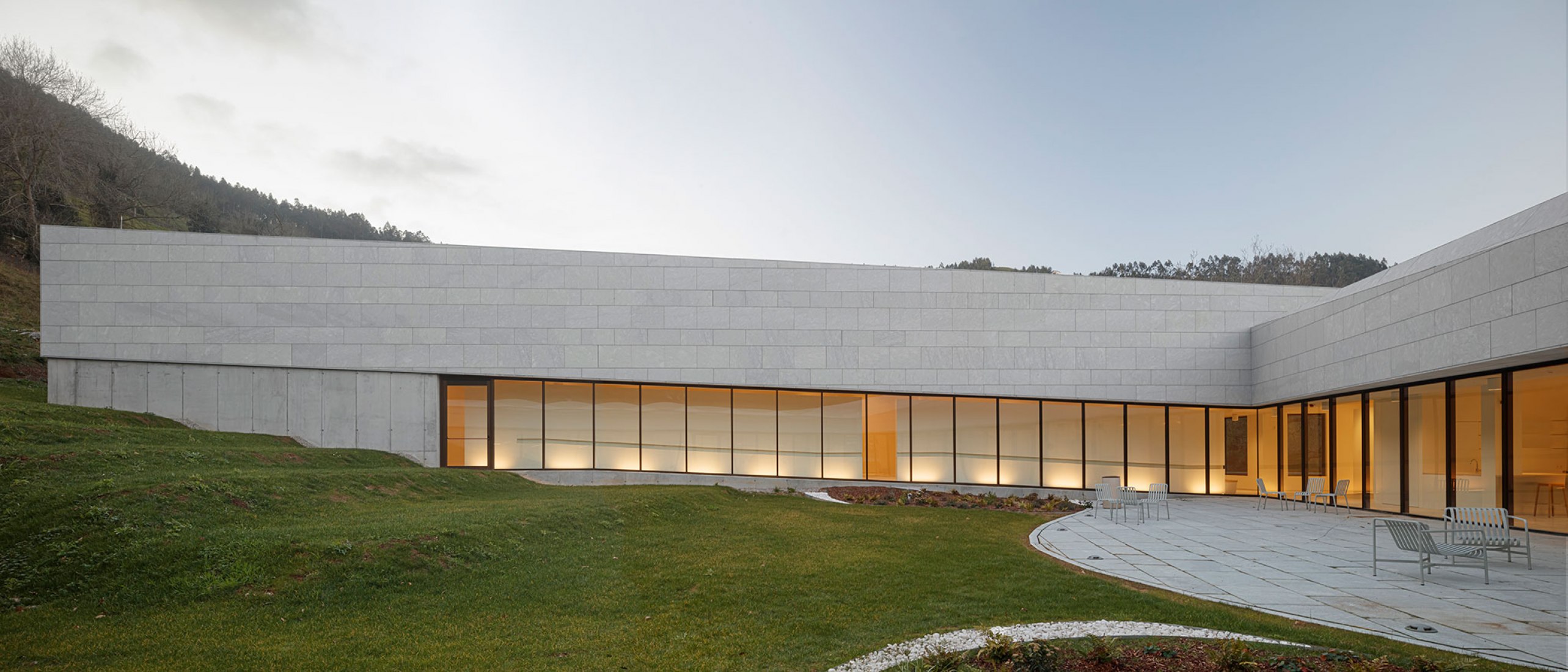 Rock Art Center of Cantabria by Sukunfuku studio. Photography by Adrià Goula.