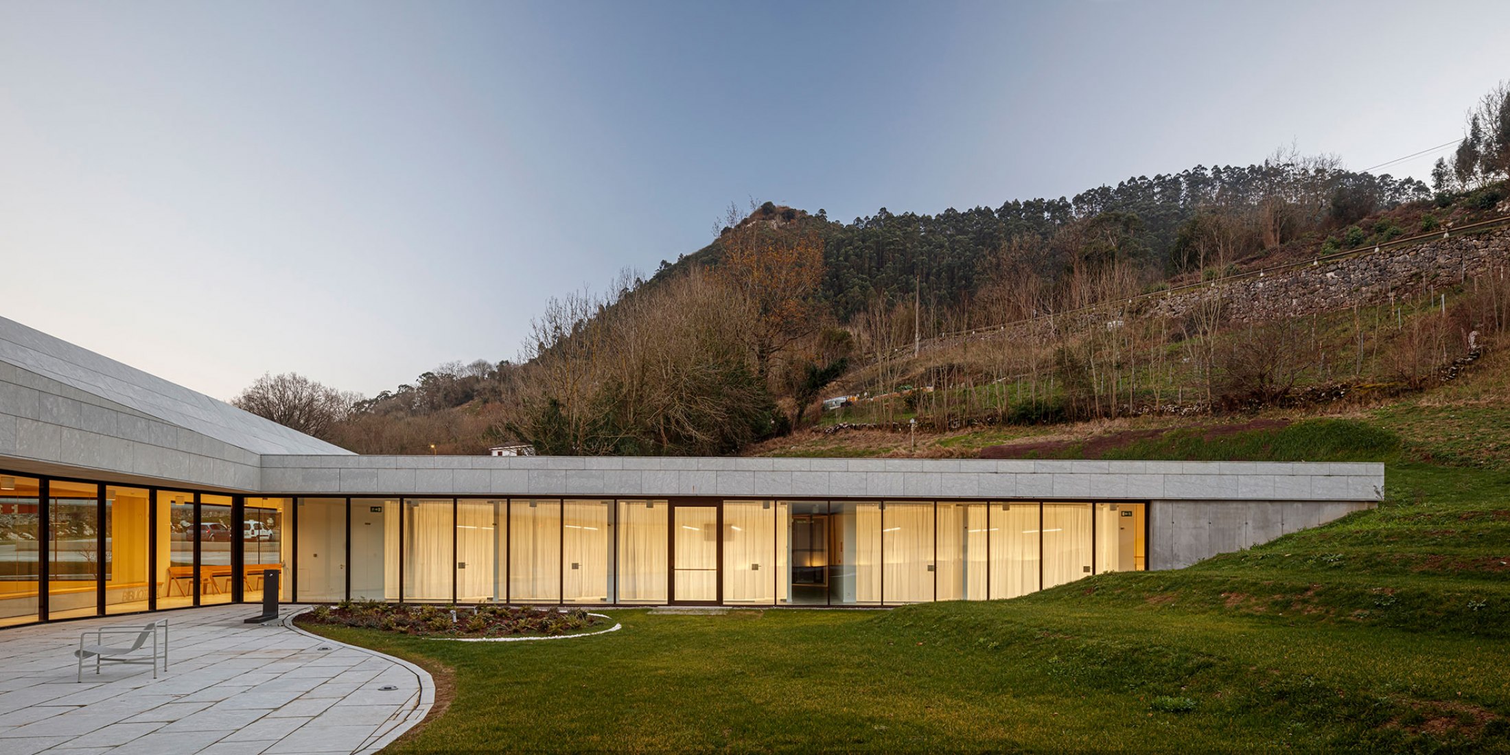 Rock Art Center of Cantabria by Sukunfuku studio. Photography by Adrià Goula.