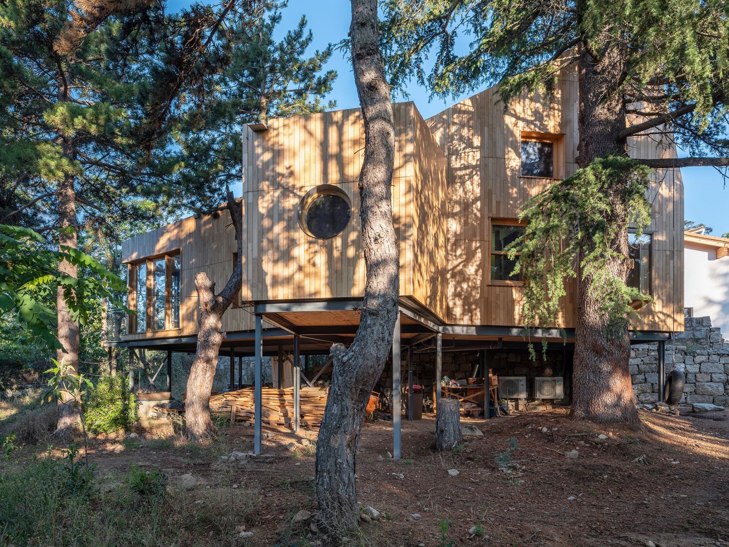 Simbionte House by Susana Velasco and Jesús Ágreda. Photograph by Juan Baraja.