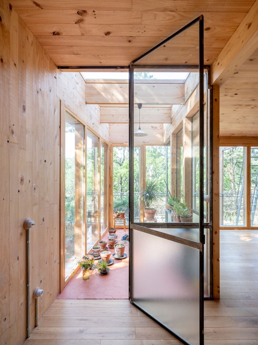 Simbionte House by Susana Velasco and Jesús Ágreda. Photograph by Juan Baraja.