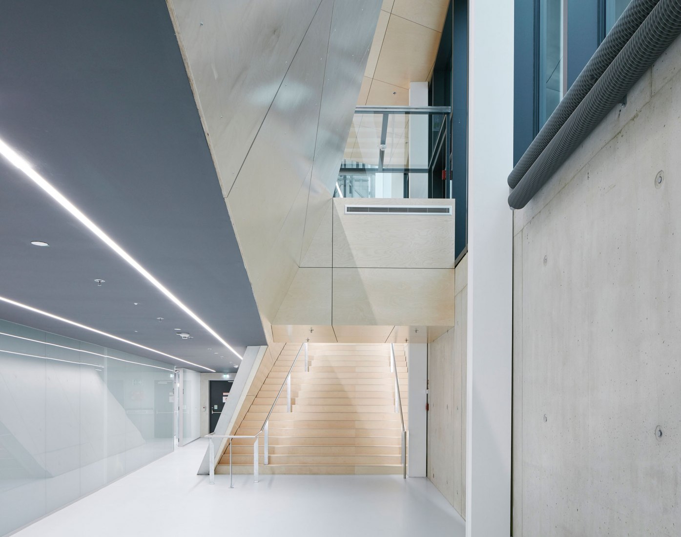 Swarovski Manufaktur por Snøhetta. Fotografía por David Schreyer