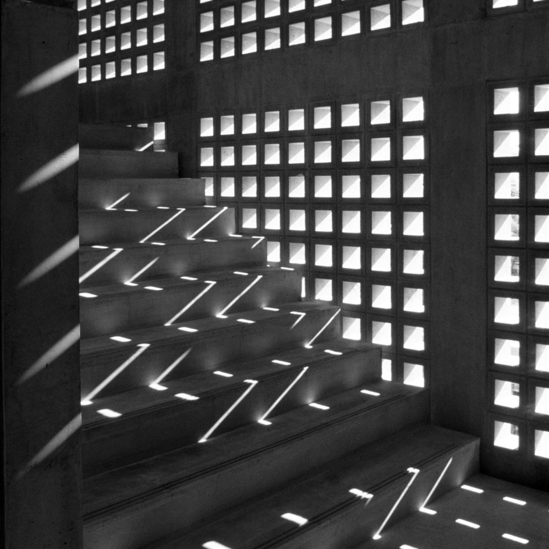 Festival, Naha, 1984. Fotografía por Tadao Ando