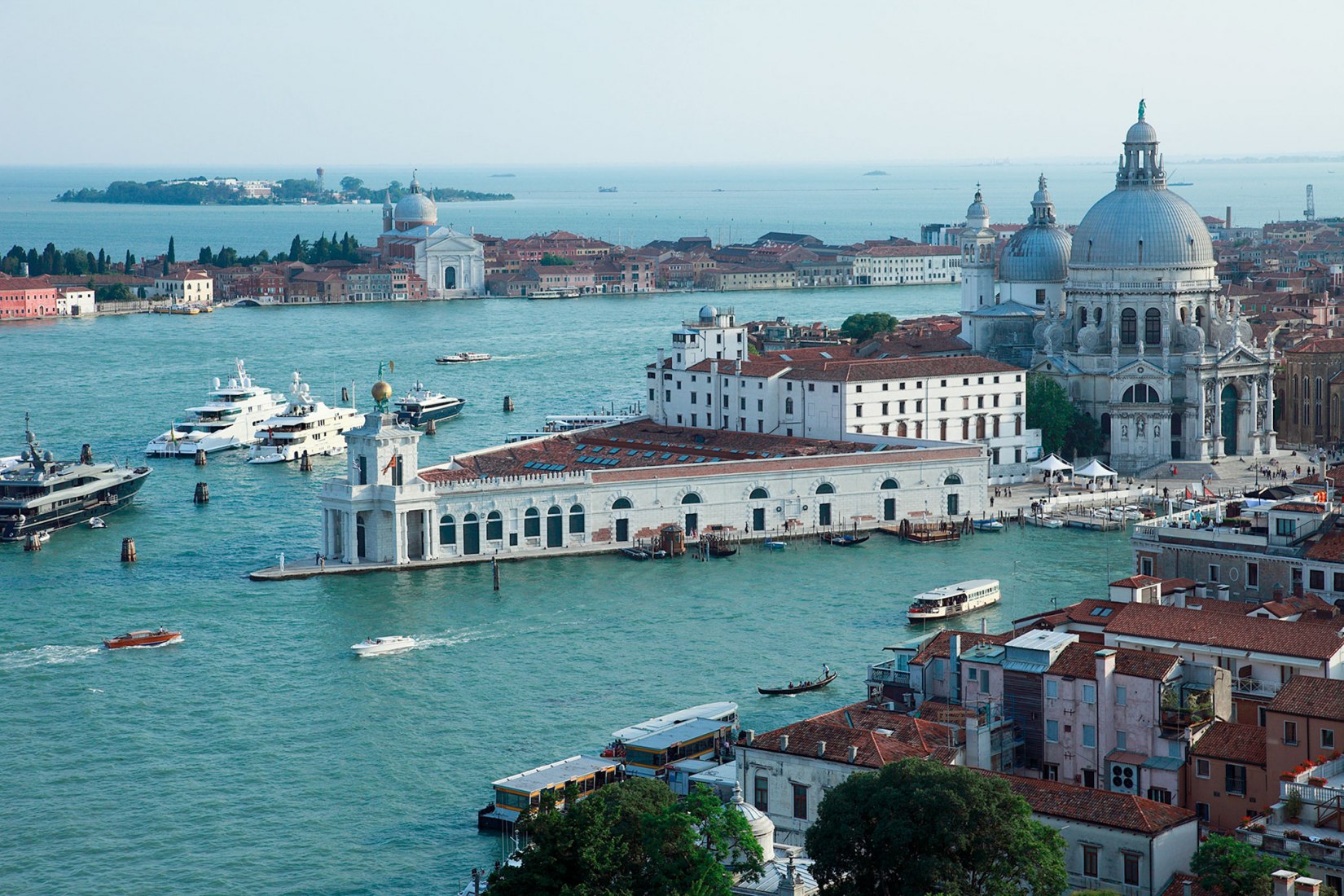 Punta della Dogana, 2009. Fotografía por Shigeo Ogawa.