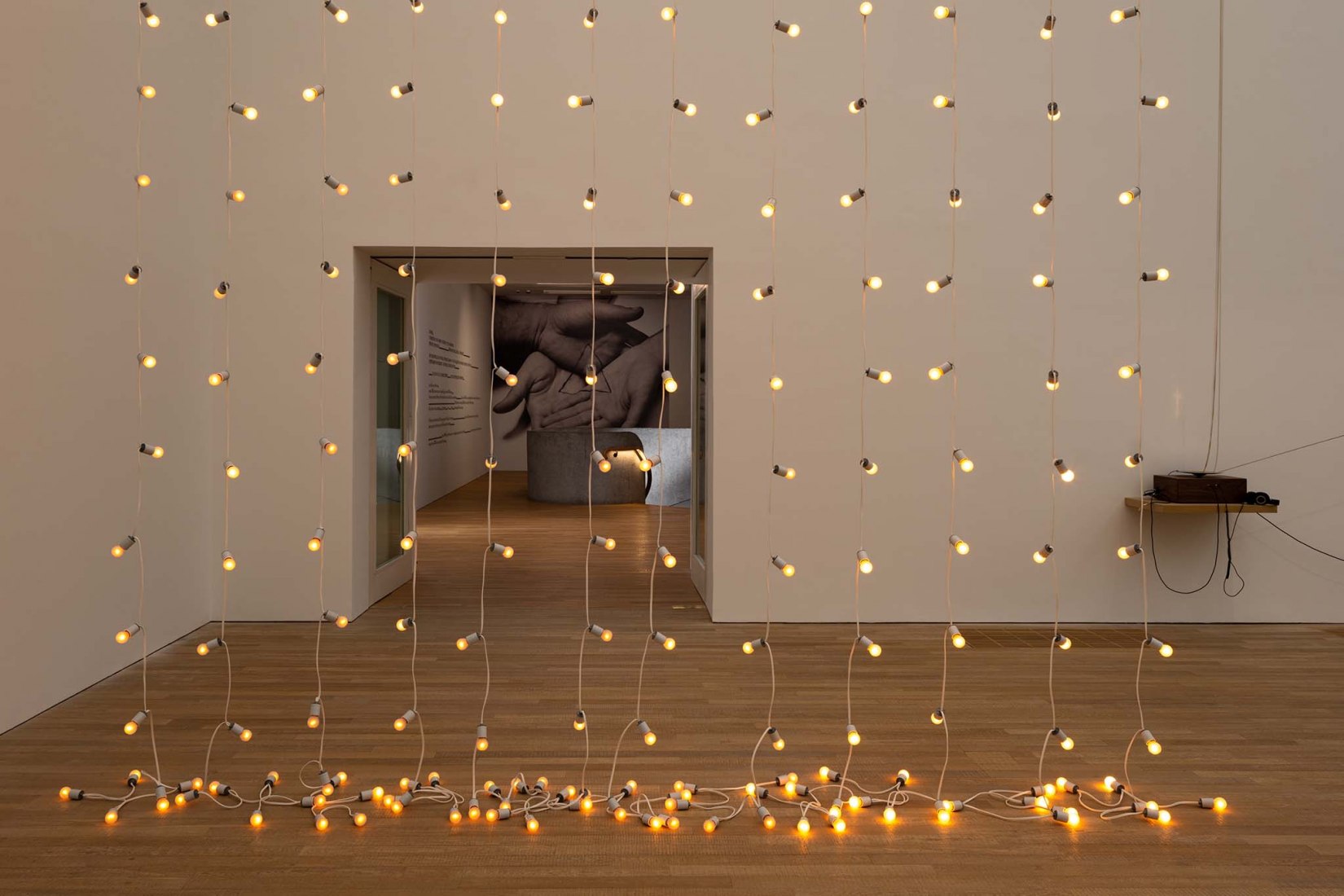 Felix Gonzalez-Torres. “Untitled” (North), 1993. Photograph by Kwan Sheung Chi. Image Courtesy of Tai Kwun