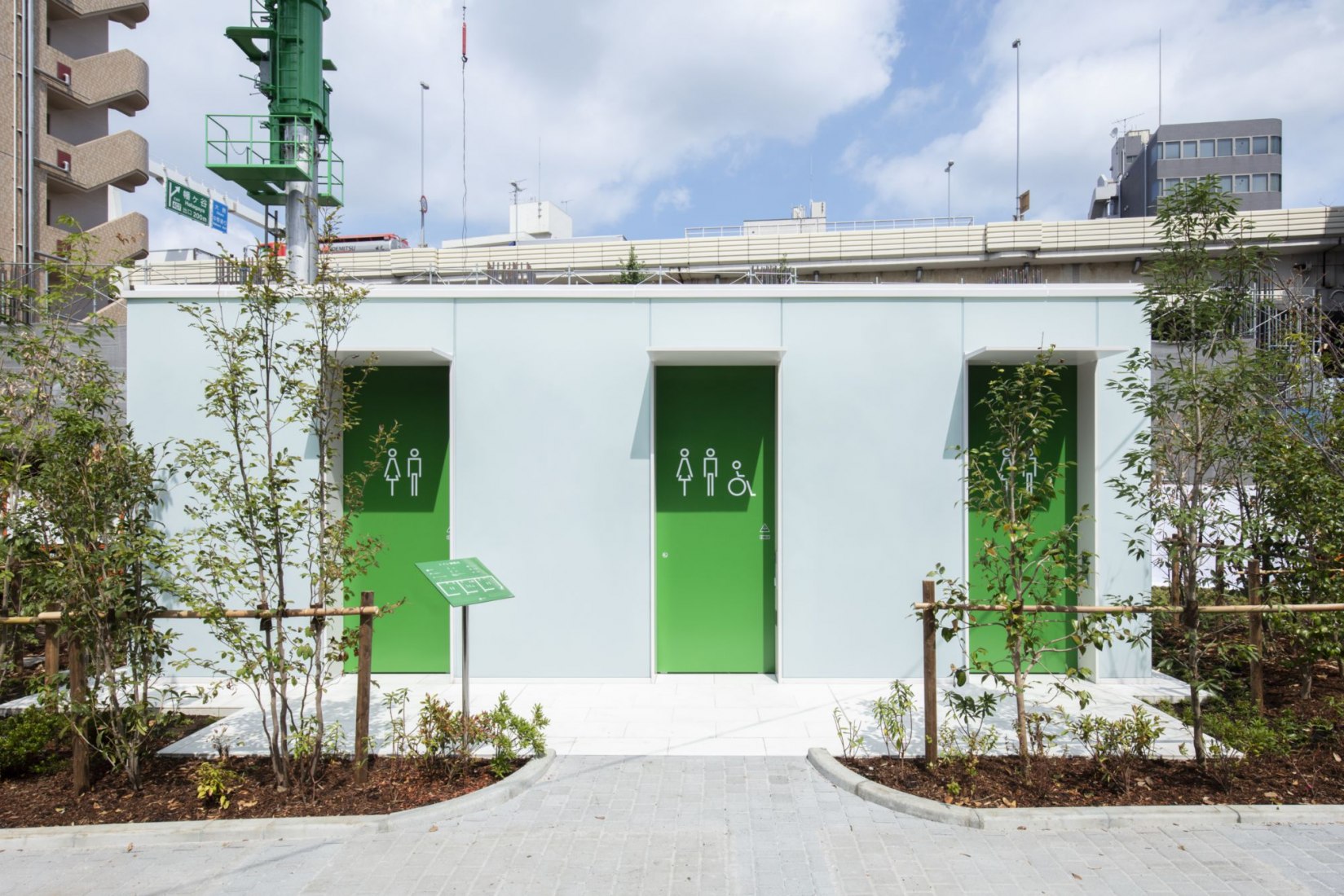 Front exterior. In the center is the fully accessible “everyone’s toilet” with ostomate facilities. Unisex stalls are located on both sides. Andon Toilet. Toilet in Nishihara Itchome Park by Takenosuke Sakakura. Photograph by Satoshi Nagare, courtesy of the Nippon Foundation