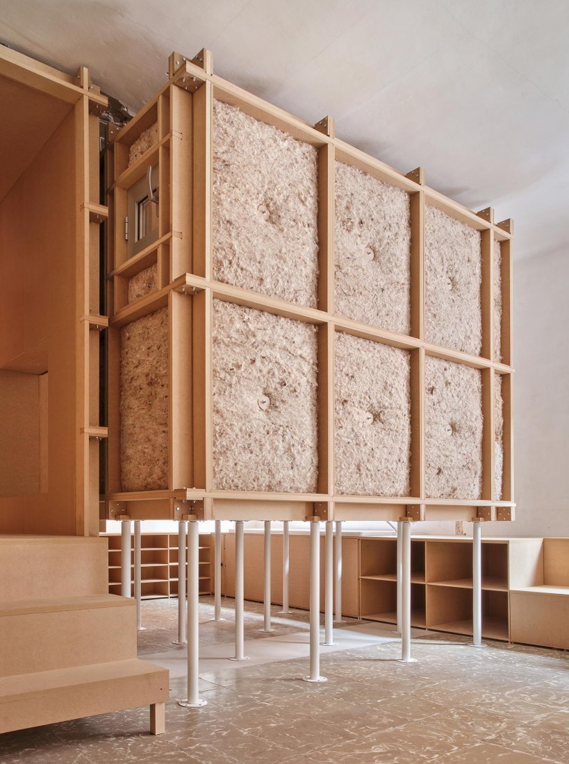 10K House by Takk. Photograph by José Hevia.