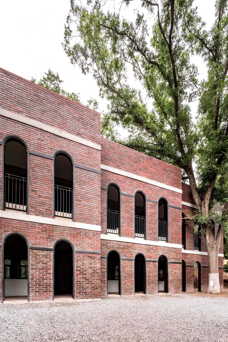 Universidad Carolina – Fase I por Manuel Martínez, Alejandro Madero y Yolanda Ceballos. Fotografía por César Bejar