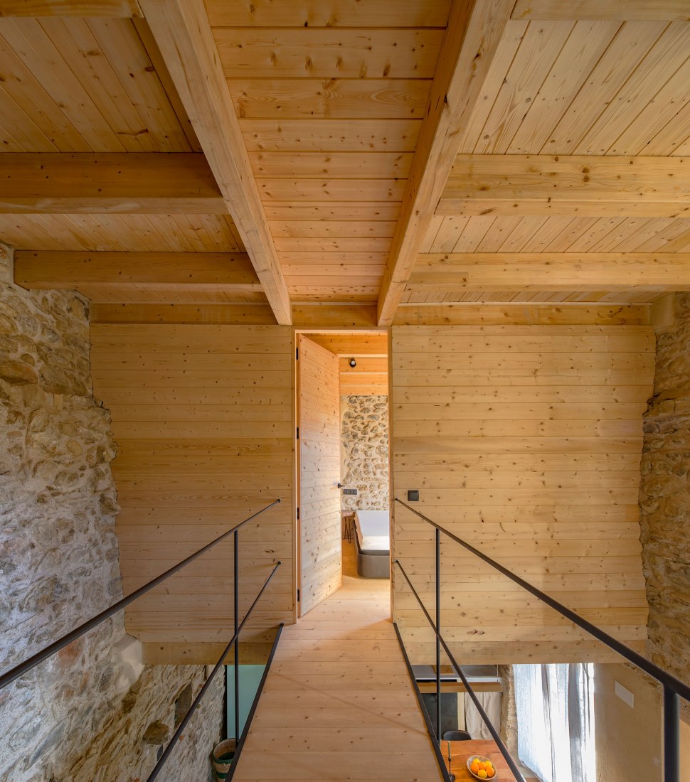 Can Biel by SAU Taller d'Arquitectura. Photography by Andrés Flajszer.