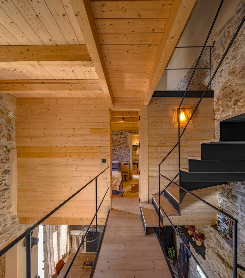 Can Biel by SAU Taller d'Arquitectura. Photography by Andrés Flajszer.