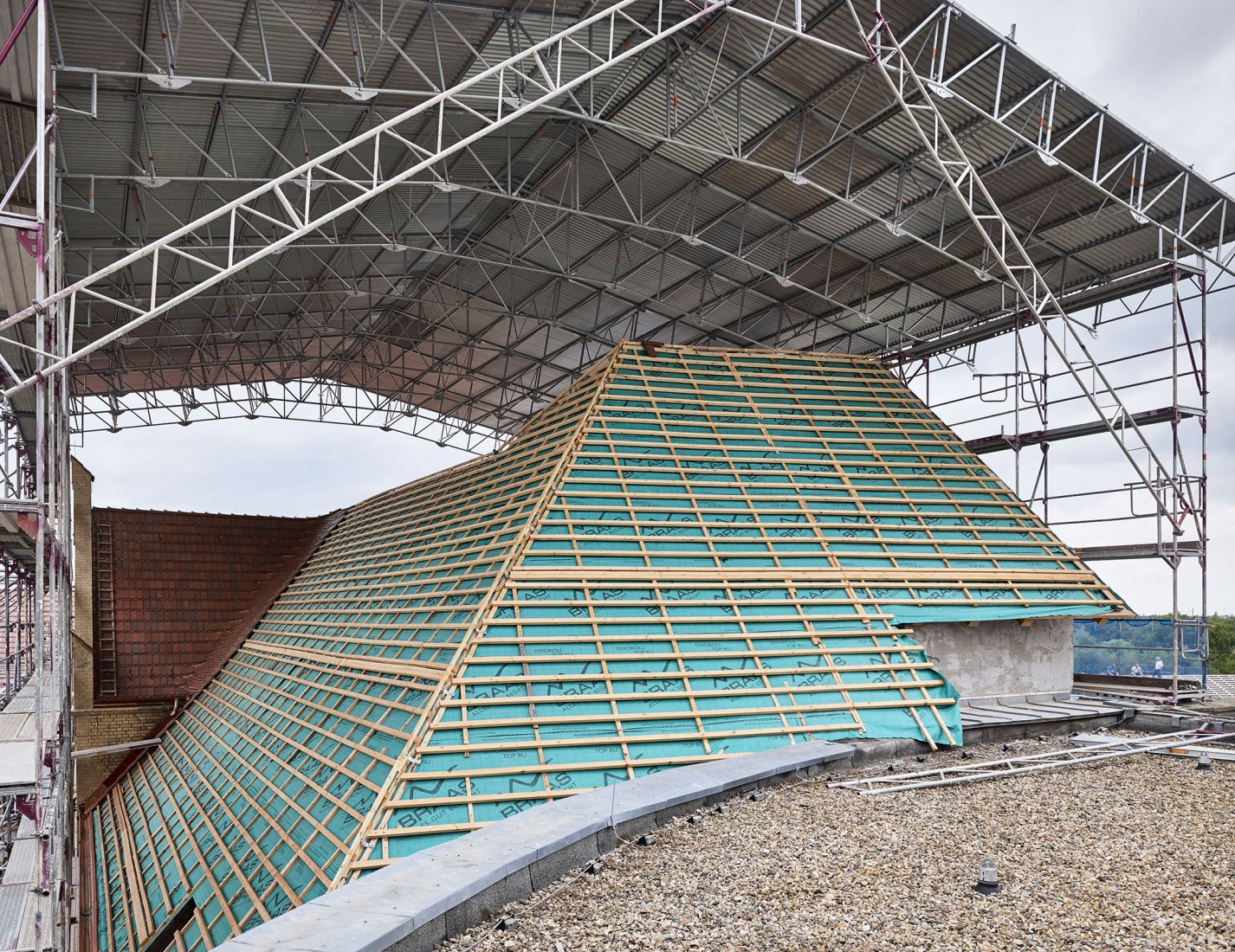 Obras. Tribunal Regional de Magdeburgo por Tchoban Voss Architekten