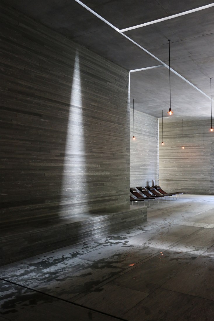 Vista interior. Las termas de Vals por Peter Zumthor. Fotografía © José Juan Barba.