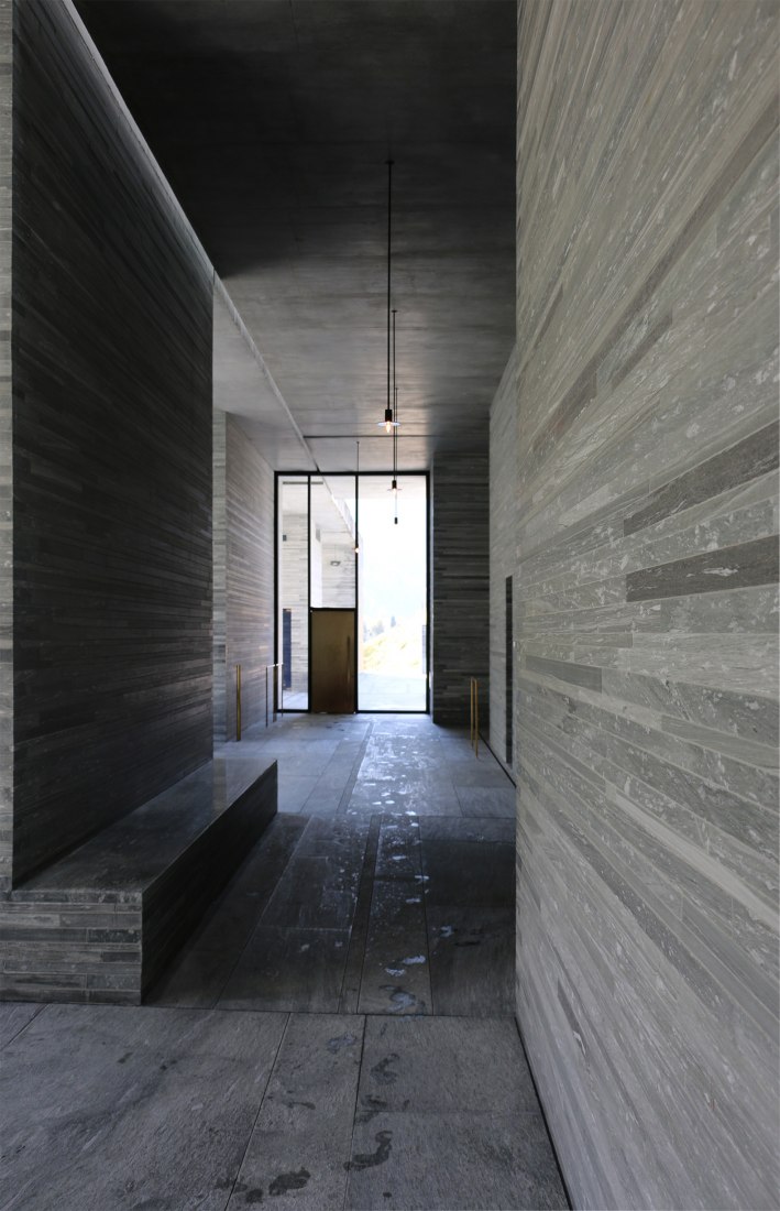 Vista interior. Las termas de Vals por Peter Zumthor. Fotografía © José Juan Barba.
