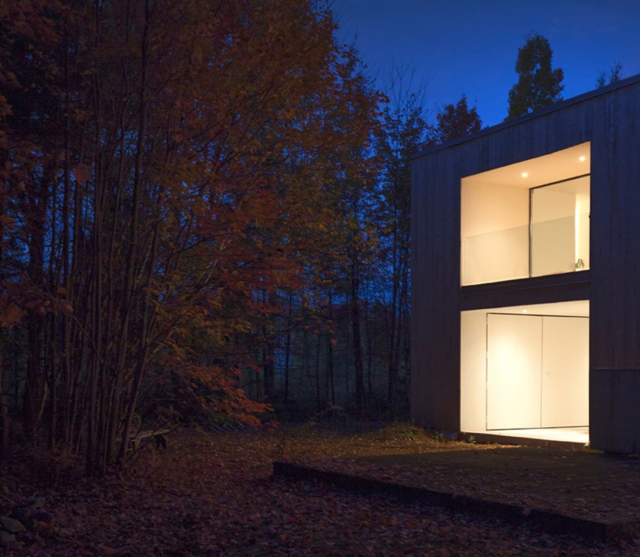 Imagen exterior de la Maison Terrebonne por la SHED architecture. Fotografía © Maxime Brouillet.