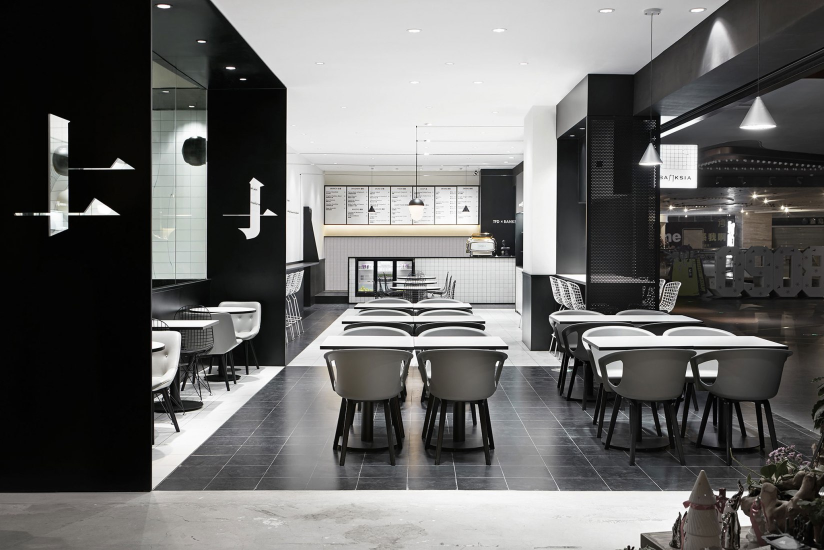 Interior view. TFD Restaurant by Leaping Creative. Photograph by Zaohui Huang
