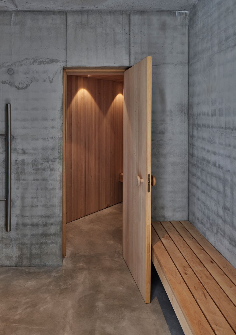 House on a Hill by Tham & Videgård Arkitekter. Photograph by Åke E:son Lindman