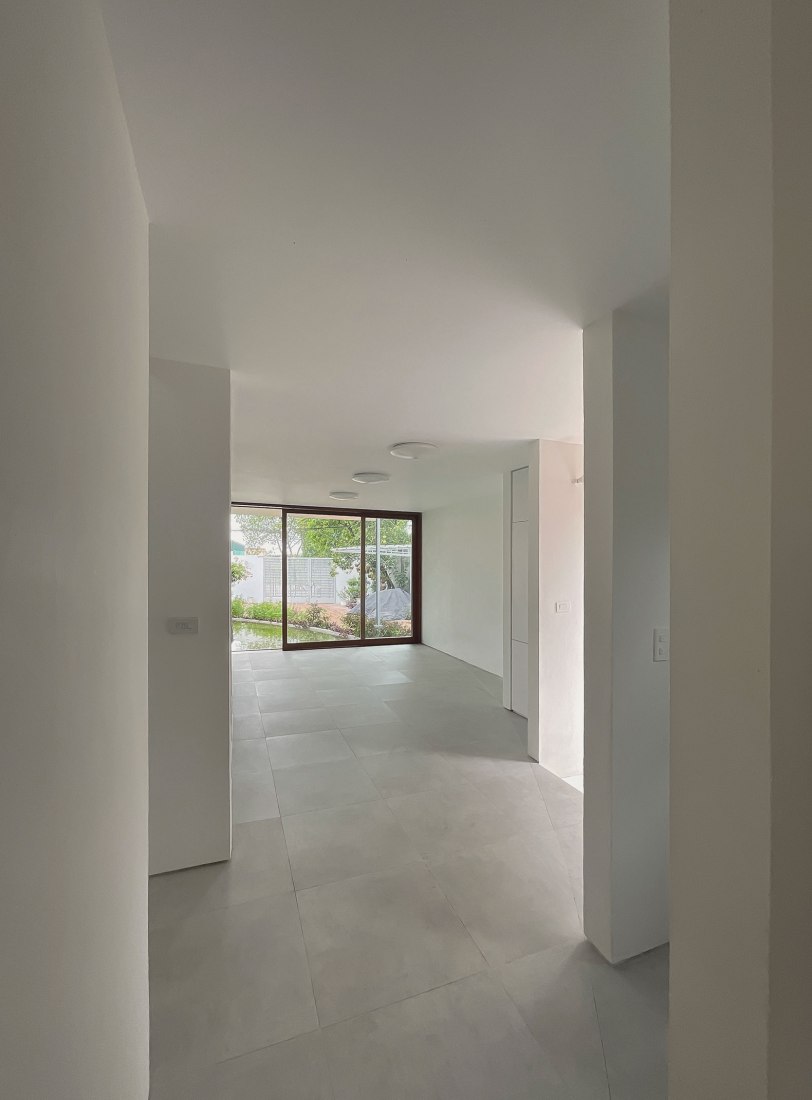 Casa en Quang Yen by Gia Thang Pham y ngo + pasierbinski. Fotografía por Duc Ngo.
