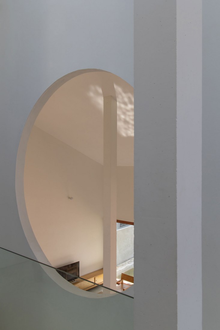 House in Quang Yen by Gia Thang Pham and ngo + pasierbinski. Photography by Hoang Le.