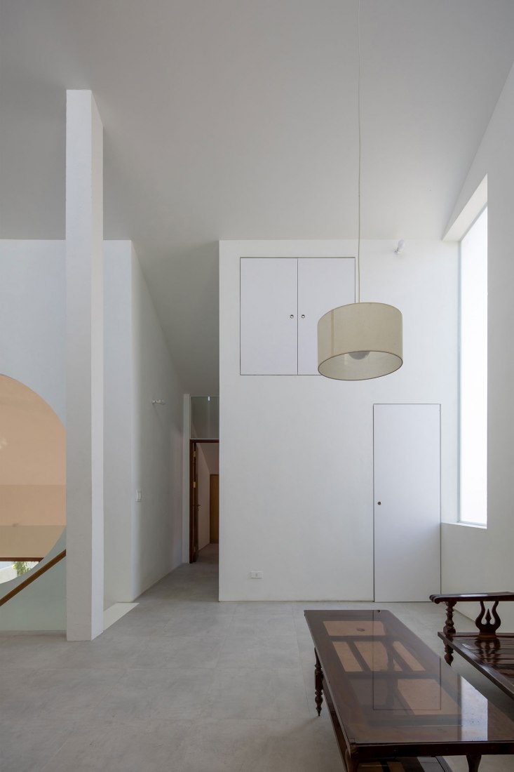 House in Quang Yen by Gia Thang Pham and ngo + pasierbinski. Photography by Hoang Le.