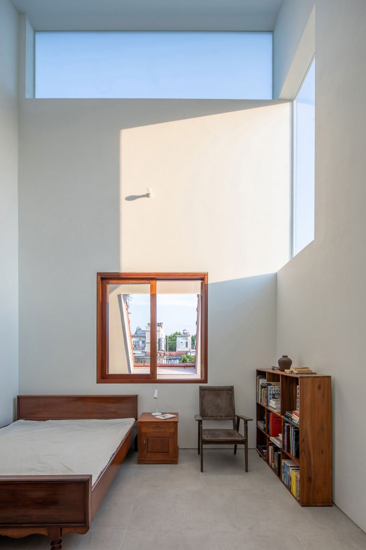House in Quang Yen by Gia Thang Pham and ngo + pasierbinski. Photography by Hoang Le.