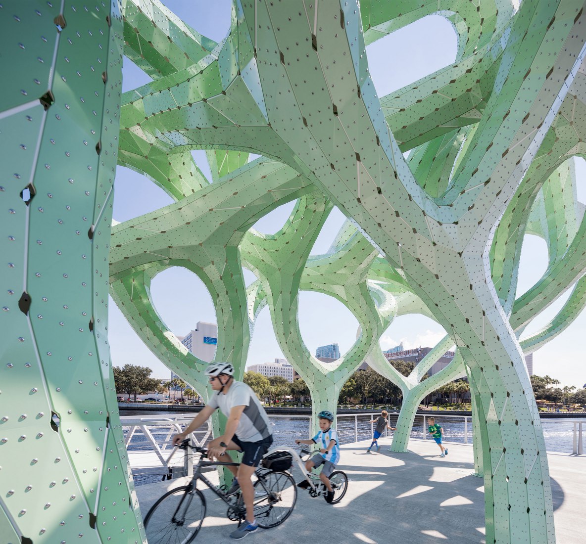 Form of Wander by Marc Fornes / Theverymany. Photograph by NAARO