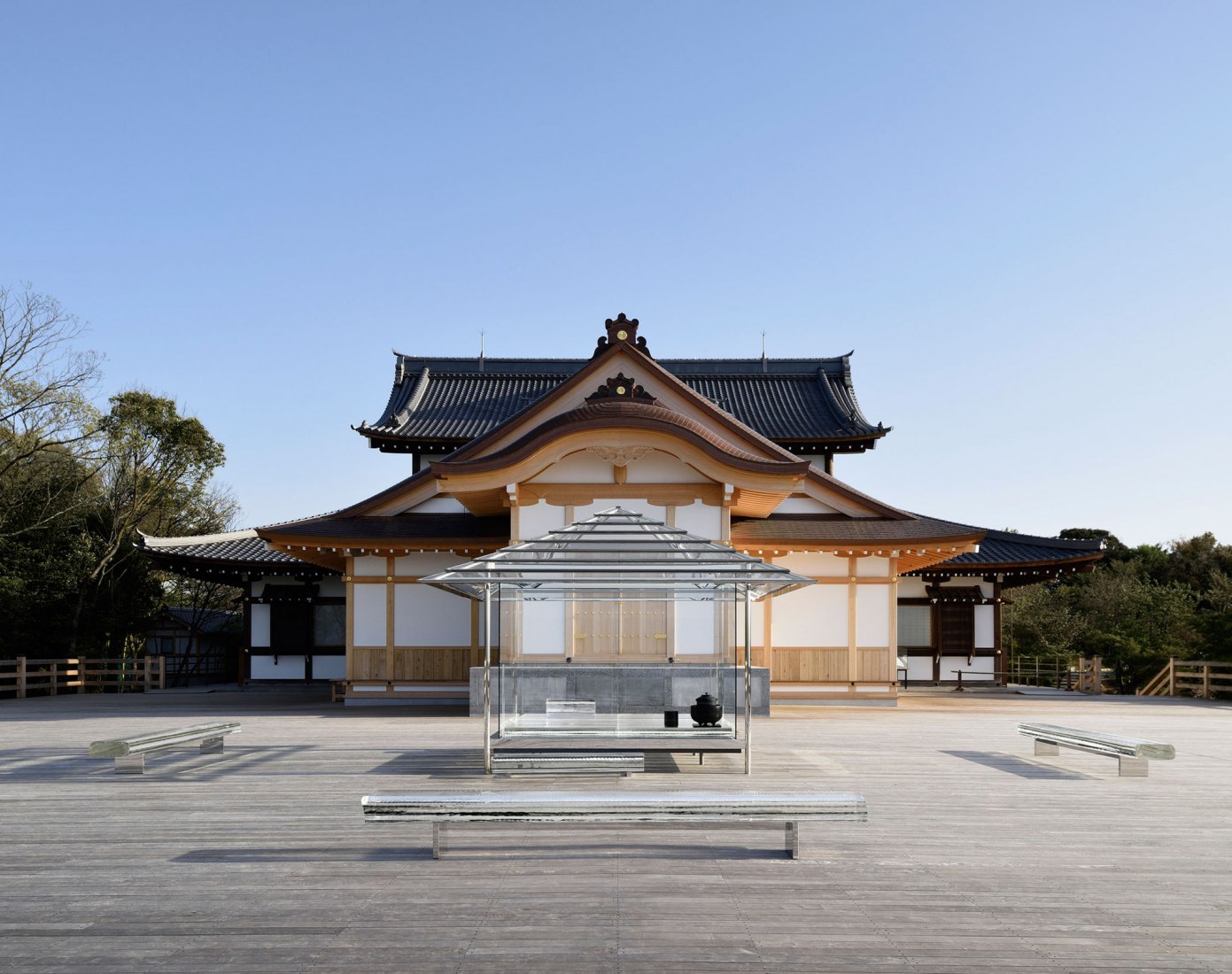 KOU-AN una casa del té en vidrio por Tokujin Yoshioka. Fotografía © Yasutake Kondo
