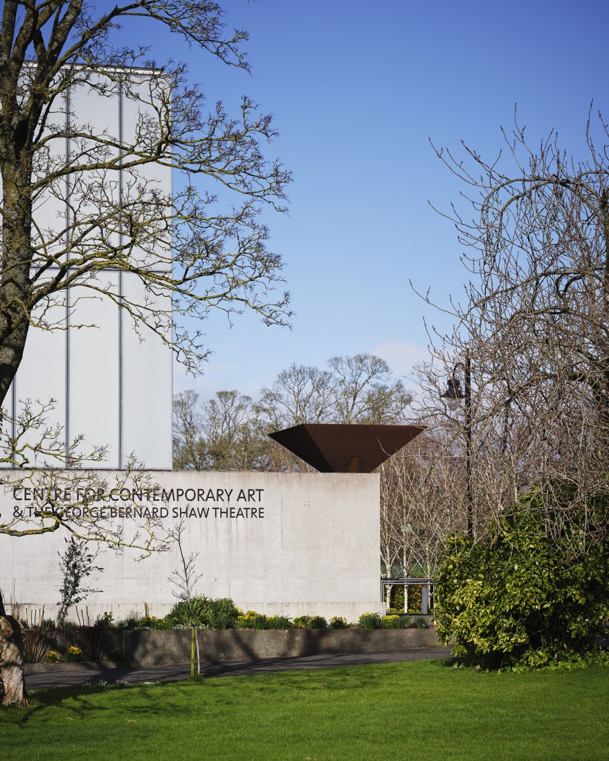 ‘i see Earth’ building and ground 1991-2021 by Tom dePaor, installation. Photograph by Ros Kavanagh, courtesy of VISUAL, Carlow
