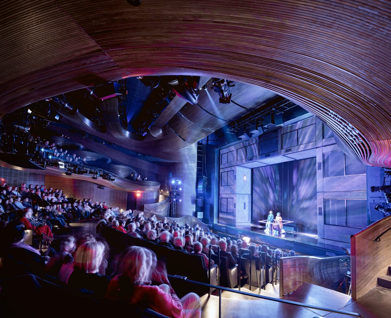 Atlanta theatre by Trahan Architects. Photography by Leonid Furmansky