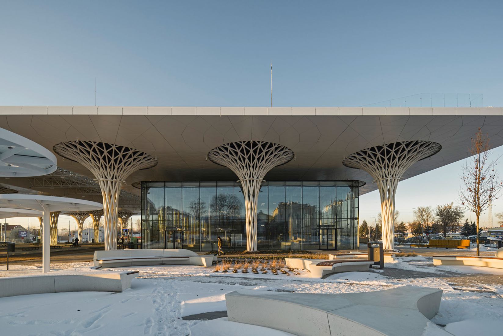 La estación Metropolitana de Lublin por Tremend Architecture Studio. Fotografía por Rafal Chojnacki.