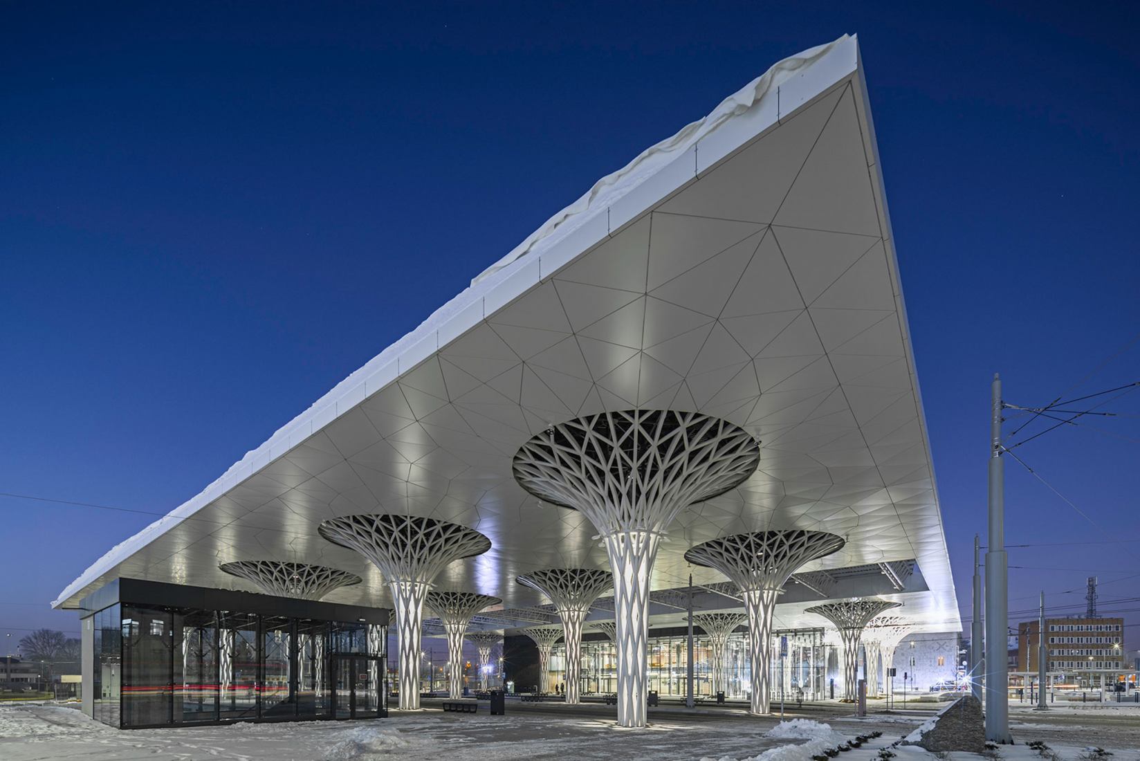 La estación Metropolitana de Lublin por Tremend Architecture Studio. Fotografía por Rafal Chojnacki.