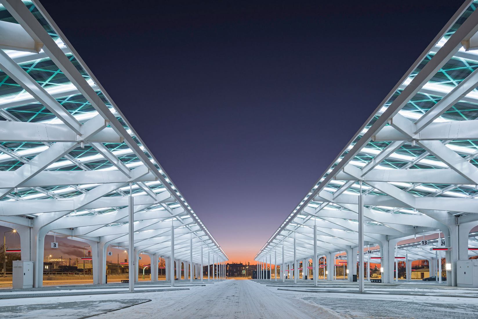 La estación Metropolitana de Lublin por Tremend Architecture Studio. Fotografía por Rafal Chojnacki.