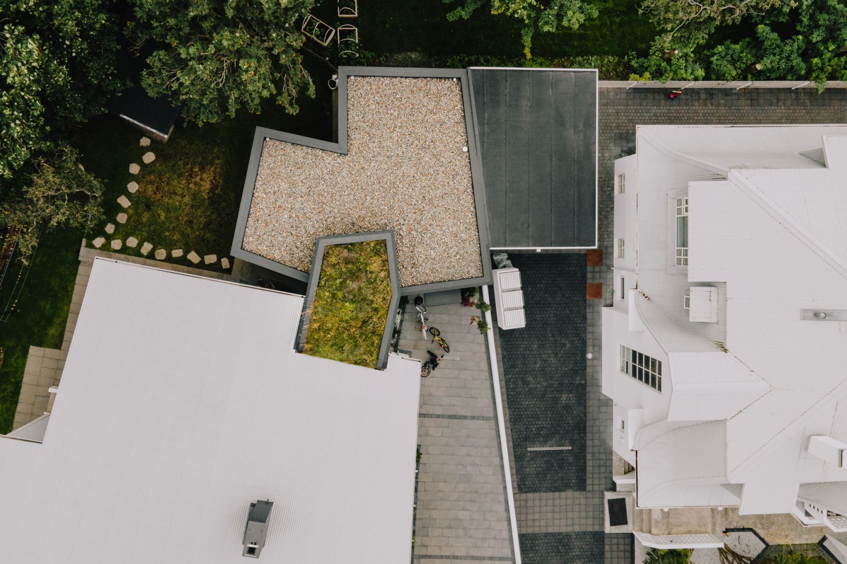 Ægisíða 44 por Trípólí Architects. Fotografía por Studio CAPN.