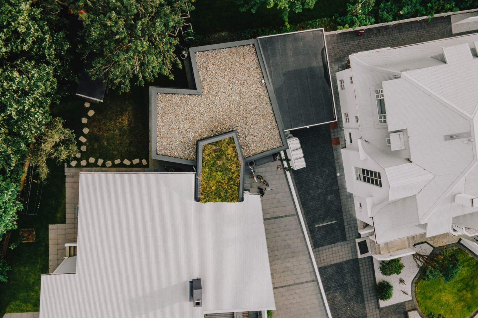 Ægisíða 44 por Trípólí Architects. Fotografía por Studio CAPN.