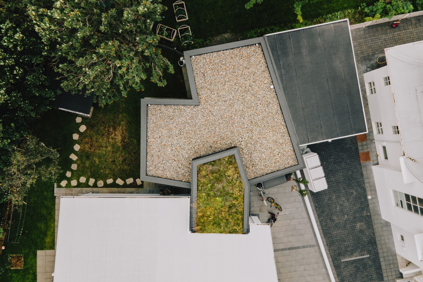 Ægisíða 44 por Trípólí Architects. Fotografía por Studio CAPN.