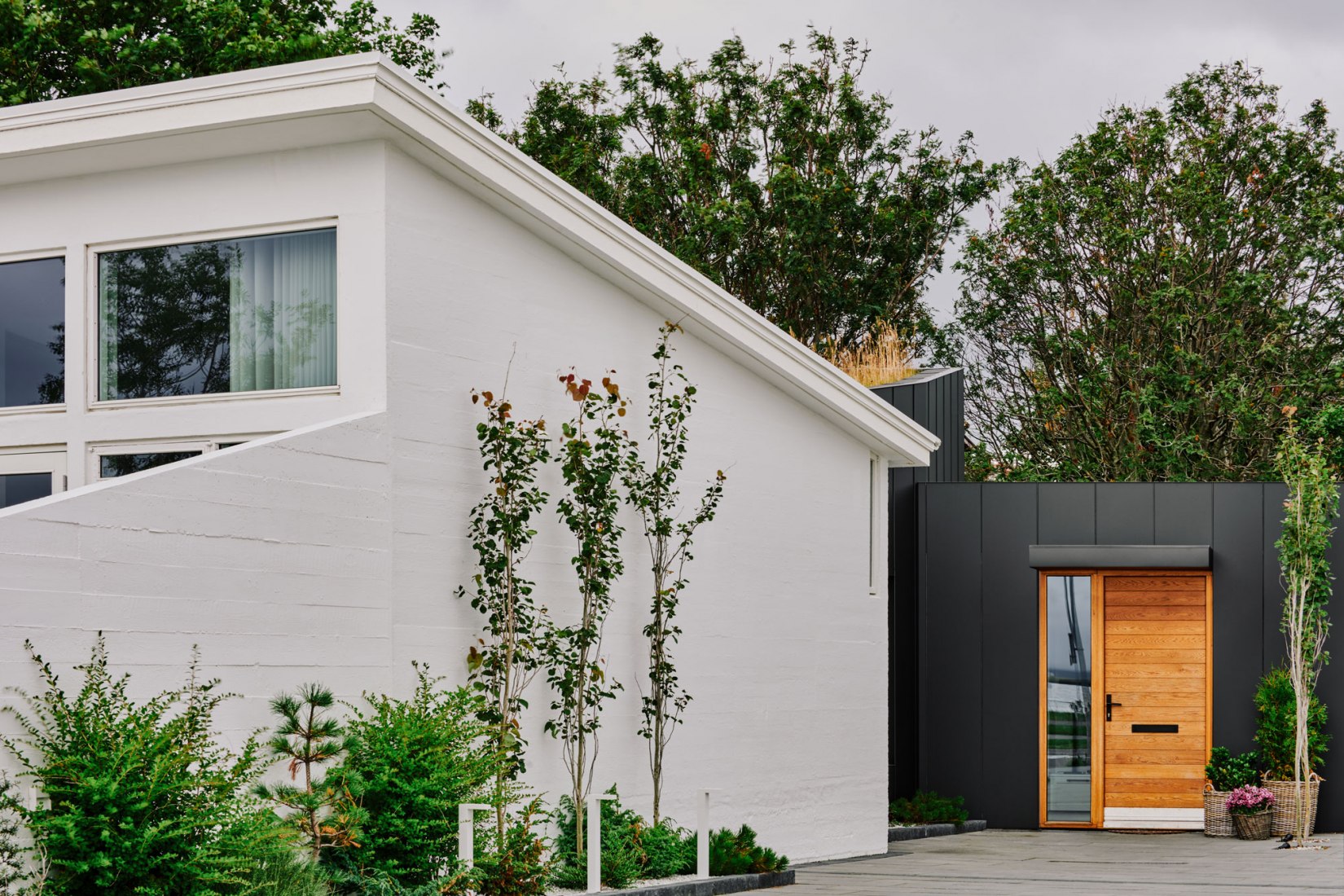 Ægisíða 44 por Trípólí Architects. Fotografía por Studio CAPN.