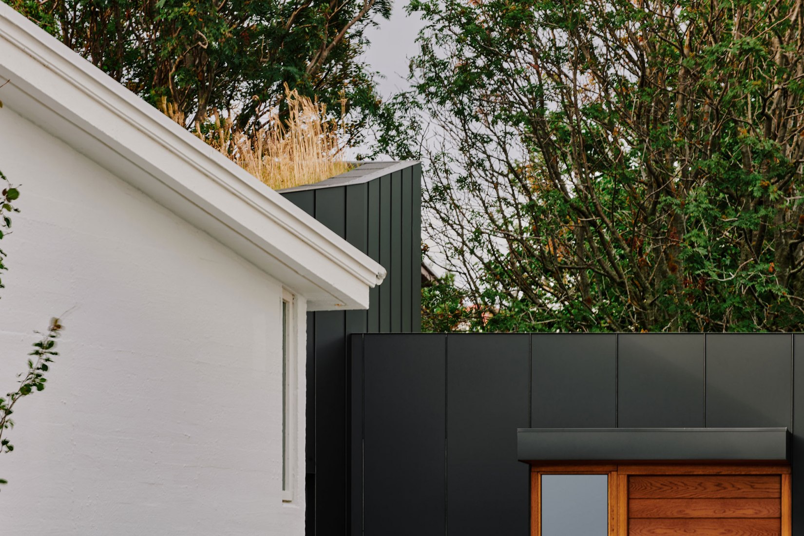 Ægisíða 44 por Trípólí Architects. Fotografía por Studio CAPN.