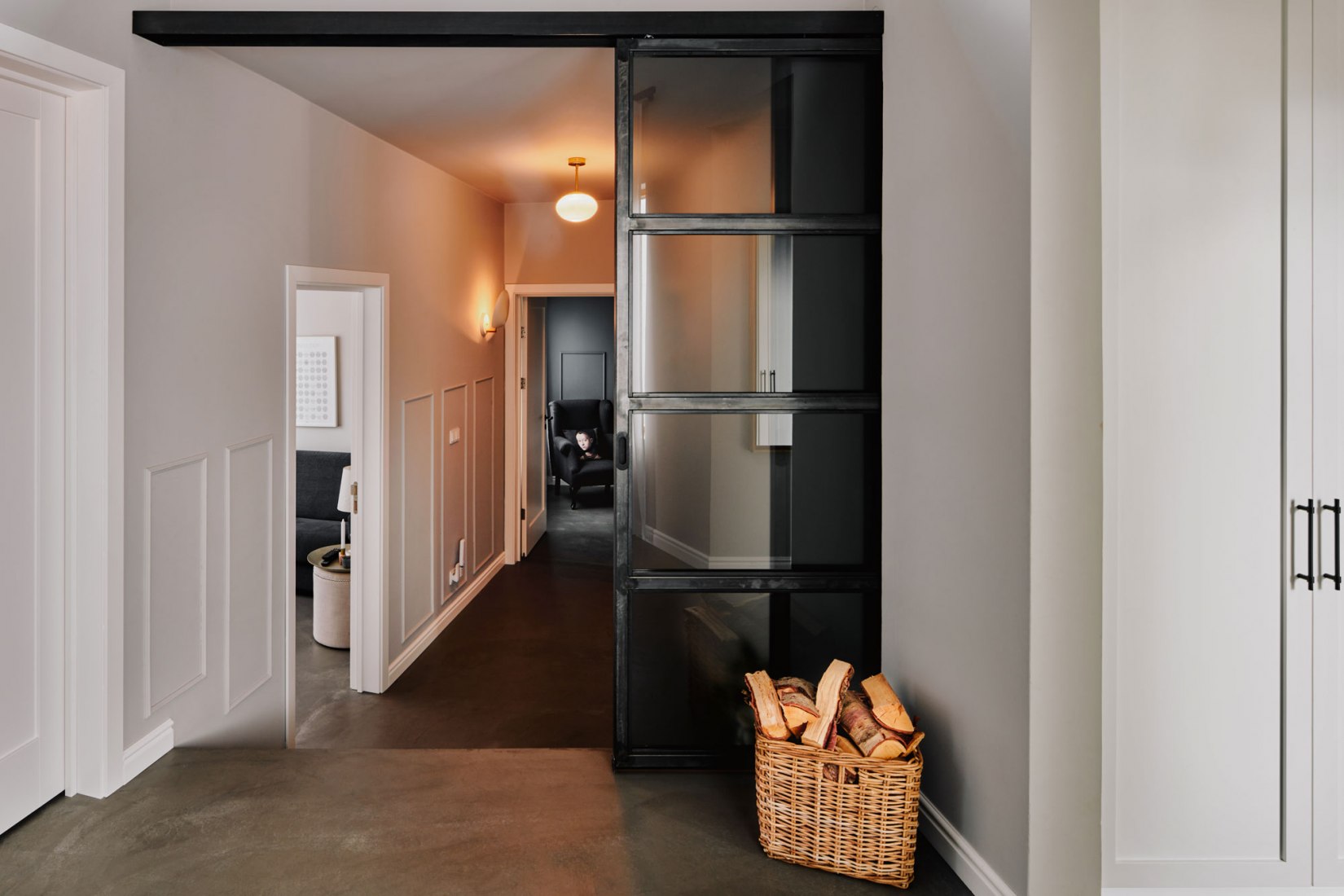 Ægisíða 44 por Trípólí Architects. Fotografía por Studio CAPN.