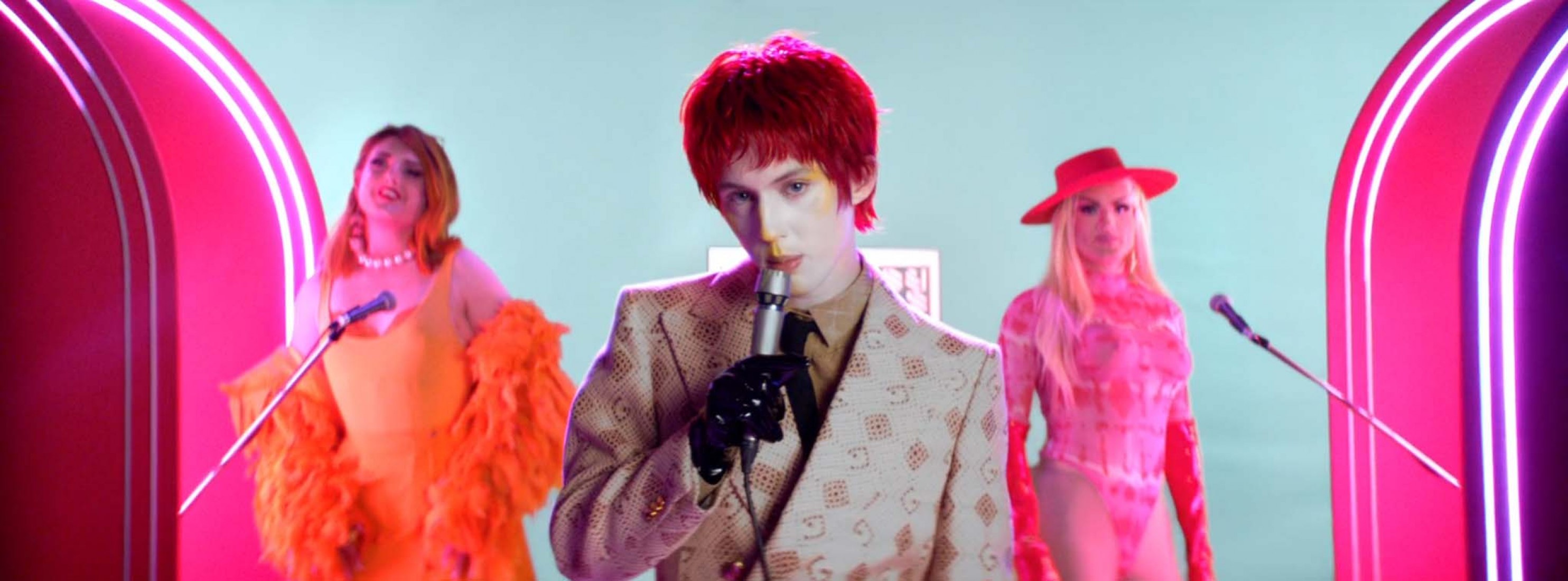 The house as a prison. Easy by Troye Sivan The Strength of