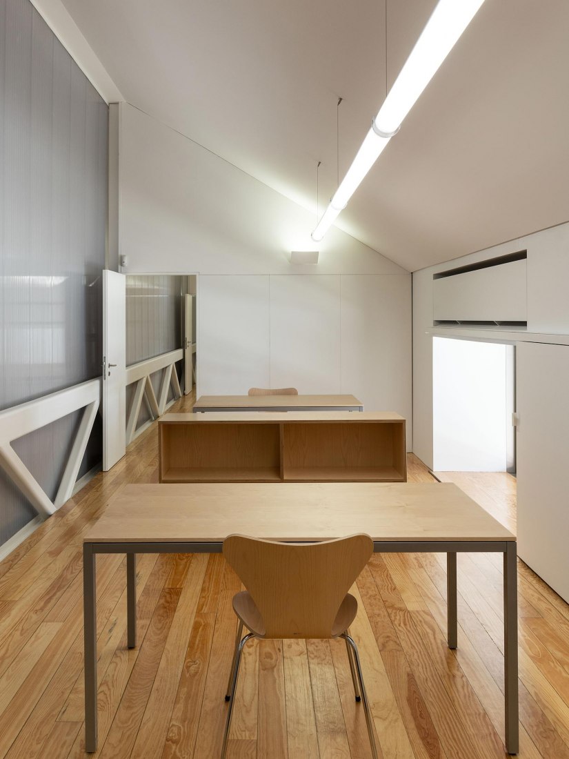 Centro de Interpretación del Valle del TUA por Rosmaninho+Azevedo Architects. Fotografía por Luis Ferreira Alves