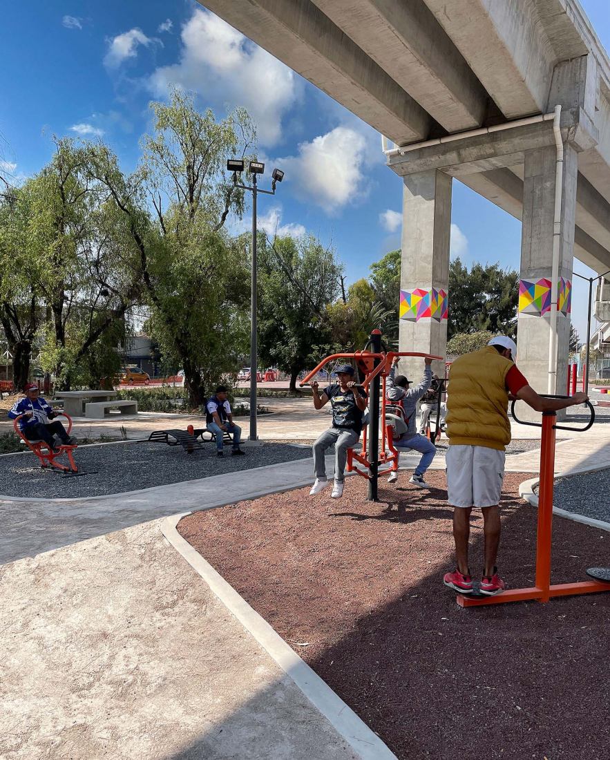 Urban Park El Dique by Taller de Urbanismo MX. Photograph by Erik Jiménez Reyes.