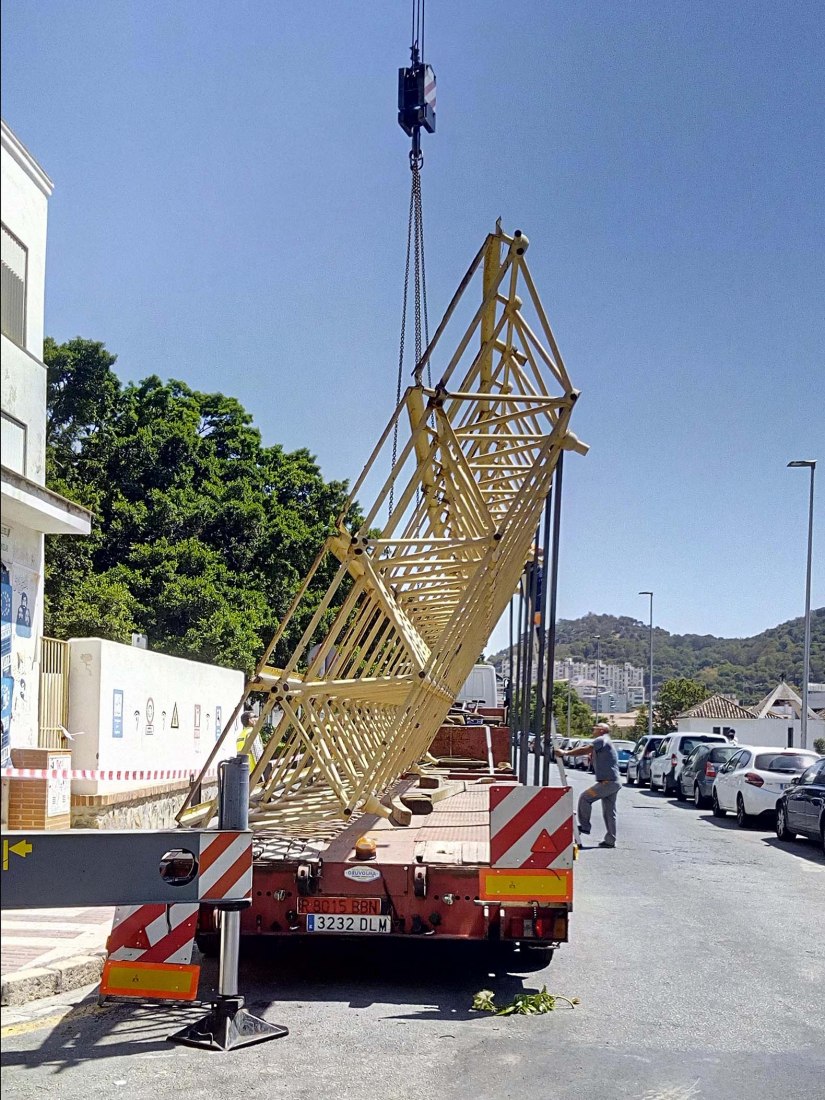 Building process. Smart tree by UMA, AQ8 Arquitectura, Marinauno Arquitectos. Photograph by Juan Manuel Sánchez La Chica